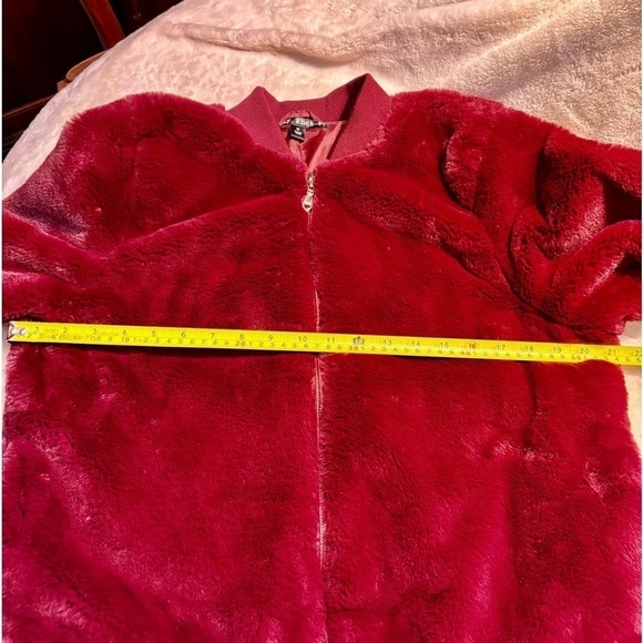 Sale! NEW Faux Fur Jacket Medium Say What? Maroon Red Teddy Bomber Jacket Cozy - Picture 12 of 15